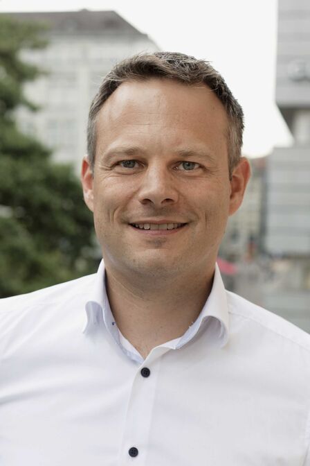 «Dank Online-Plattformen haben neue Anbieter Zugang zum Hypothekar-markt, die eine sehr vorteilhafte Kostenstruktur aufweisen.»  Florian Schubiger, VermögensPartner, Zürich.